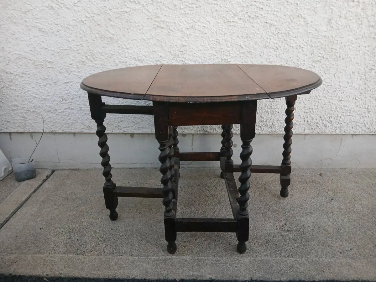 Early 20th Century Oak Drop Leaf Table - Image 2