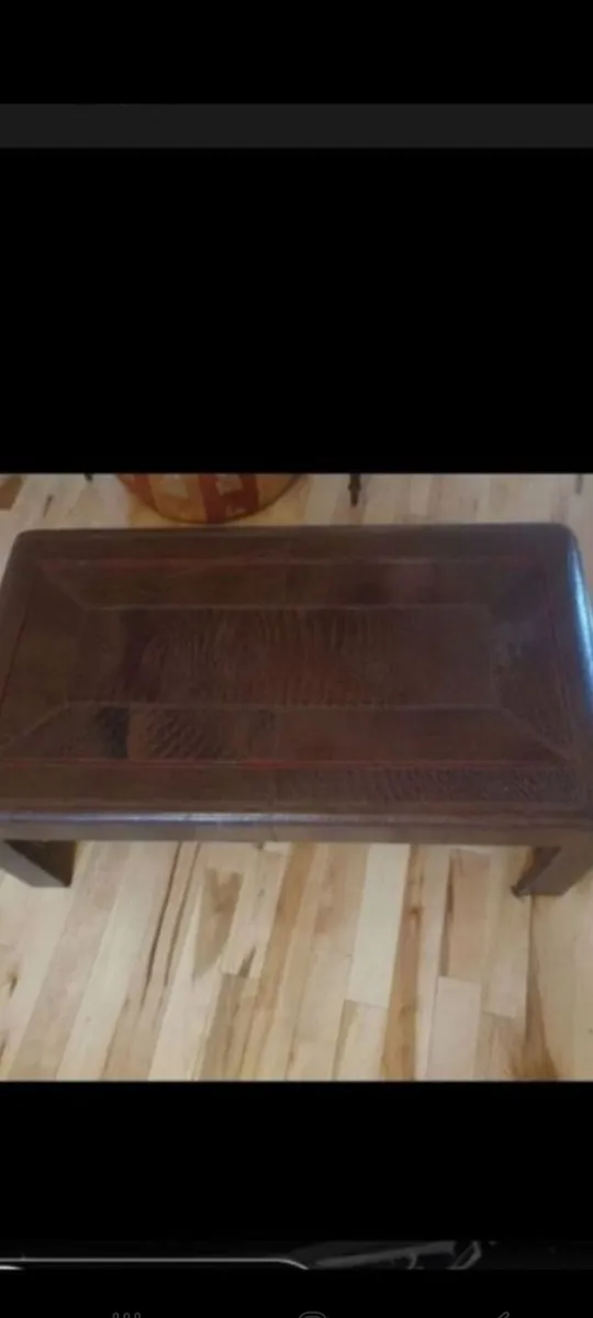 mid century cocktail table in genuine crocodile - Image 1