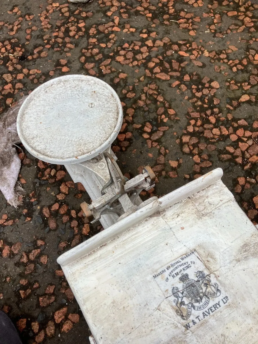 Antique Avery weigh scales - Image 3