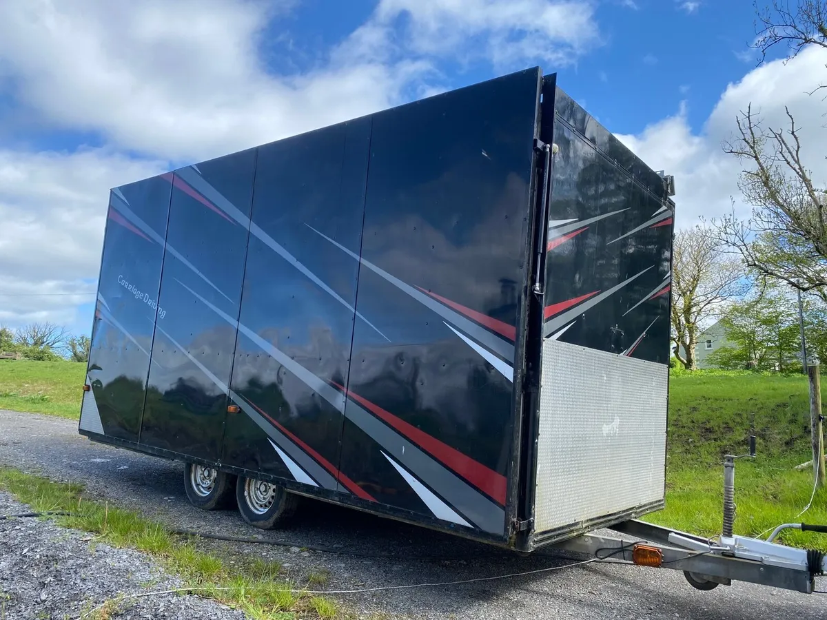 Trailer - Image 2