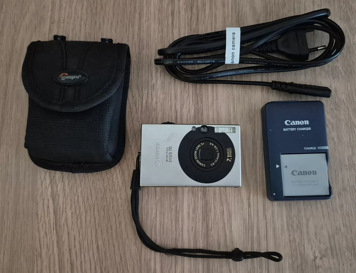 Canon IXUS 70 Digital Camera - Image 1