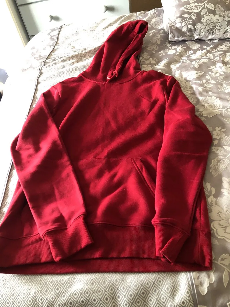 Mens burgundy hoodie size M €5 - Image 1