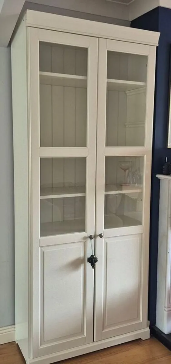 Bookshelves/display cabinet - Image 4