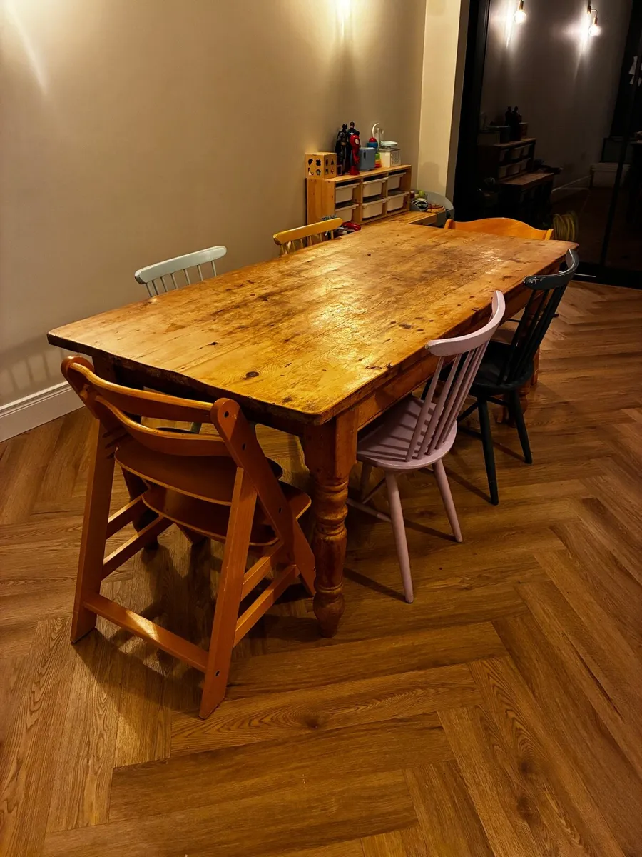 Farmhouse Table - Image 1
