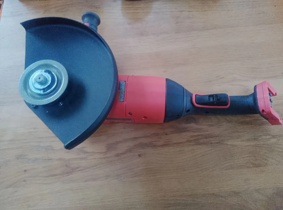 Milwaukee grinder - Image 2