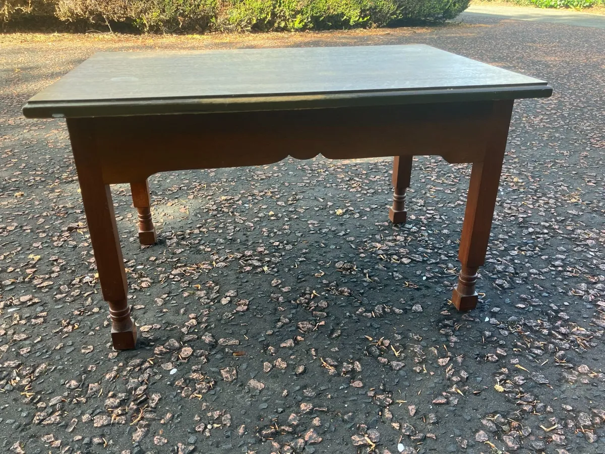 Quality coffee table - Image 1
