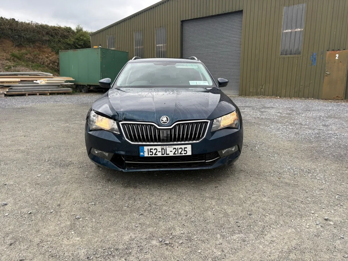2015 Skoda Superb 2.0 diesel - Image 4