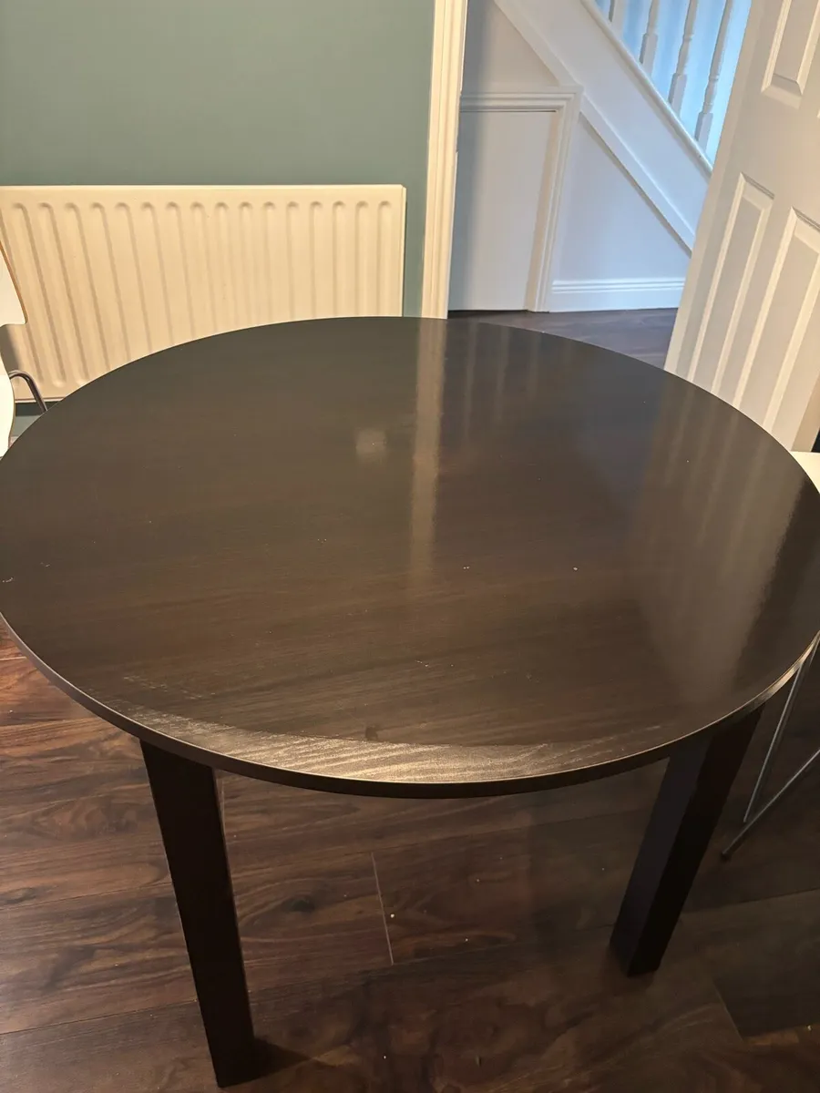 Ikea round table