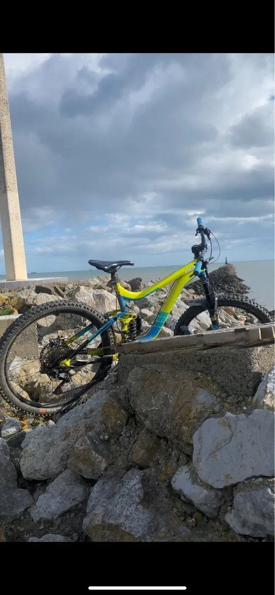 Giant reign full suspension - Image 4