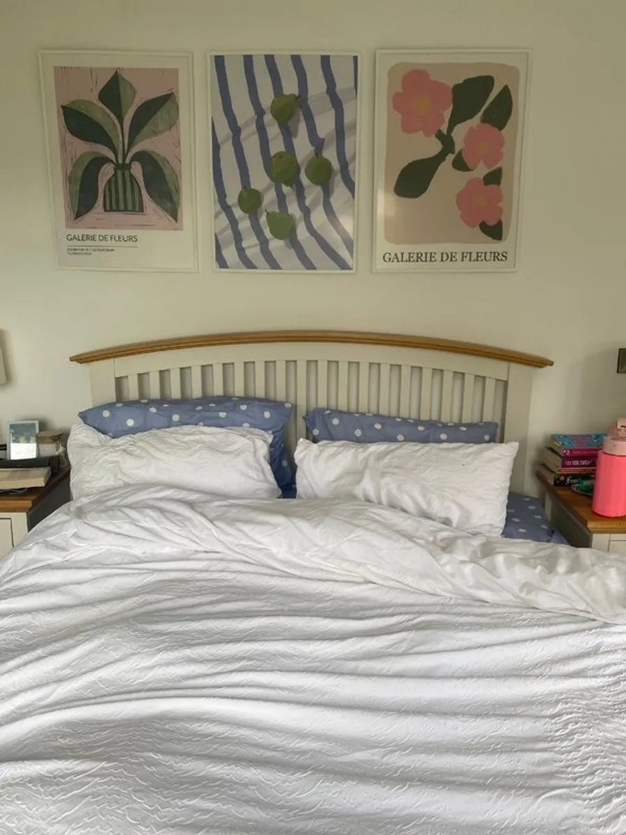 Bedroom Set - Image 1