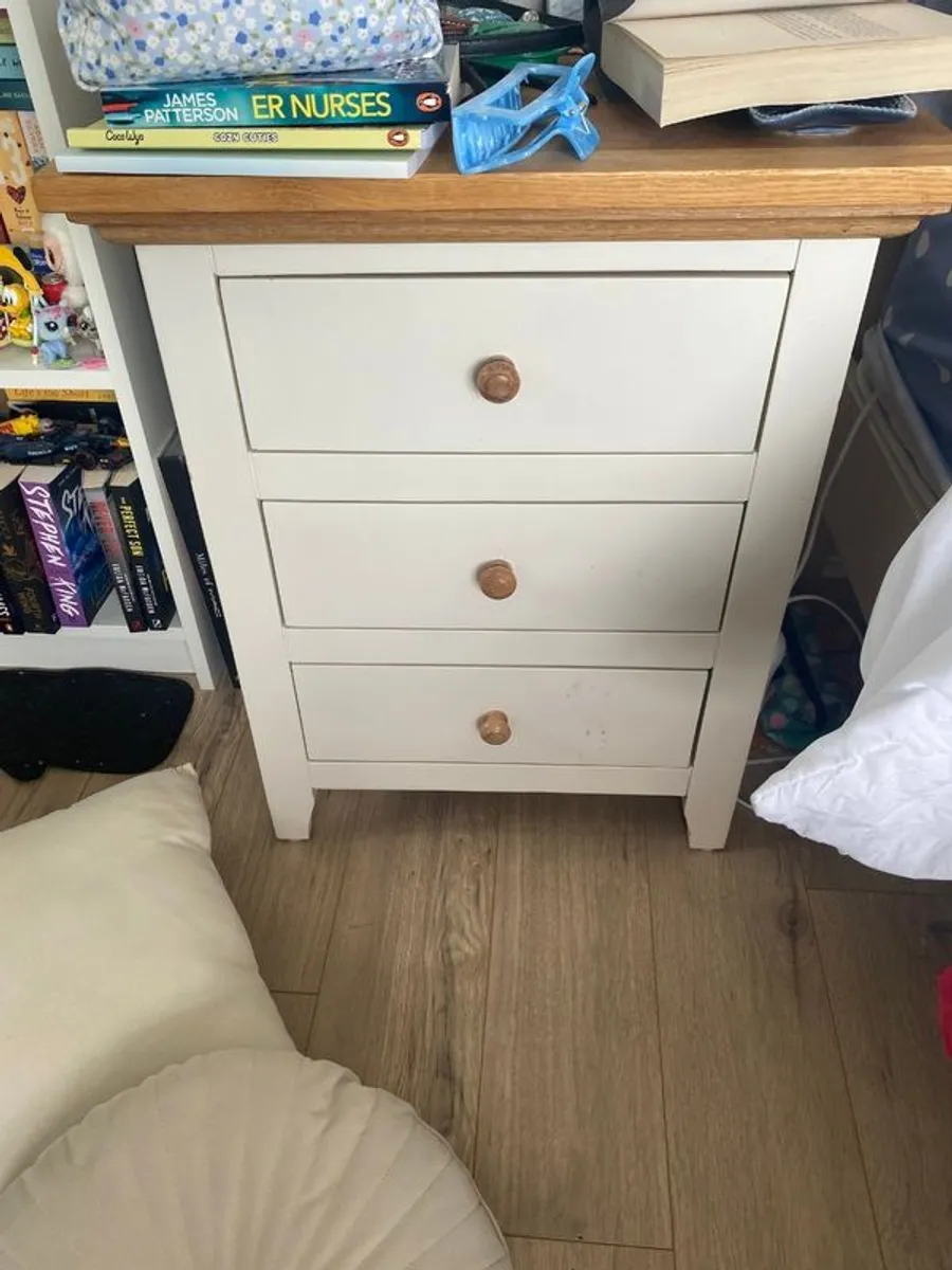 Bedroom Set - Image 3