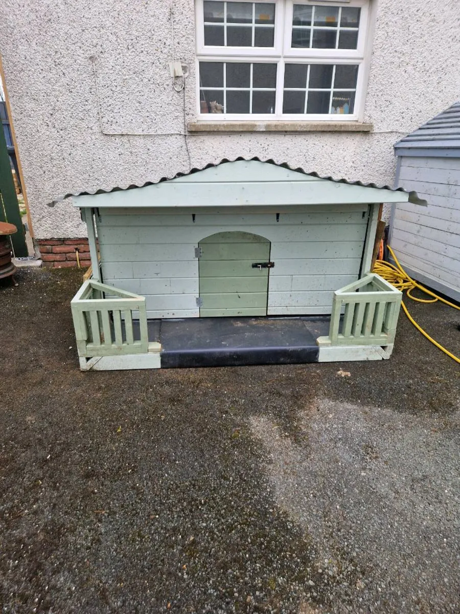 Chicken Coop - Image 1