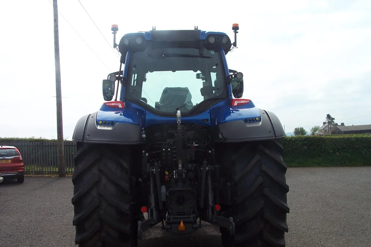 New Valtra T195A - Image 4