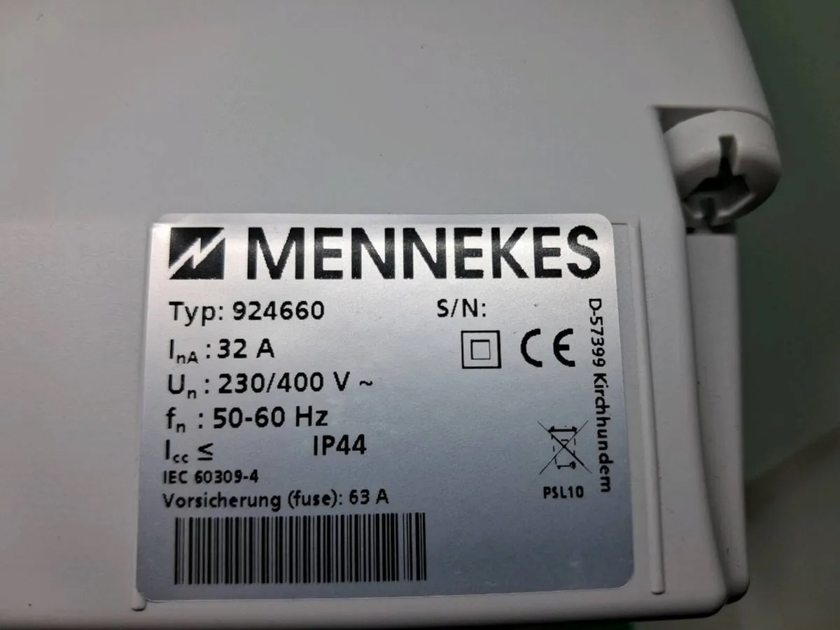Postage - Mennekes - 924660 AMAXX IP44 32A  Wall S - Image 4