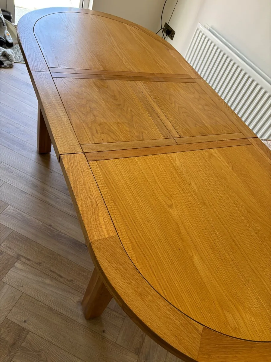 Table and 6 chairs - Image 3
