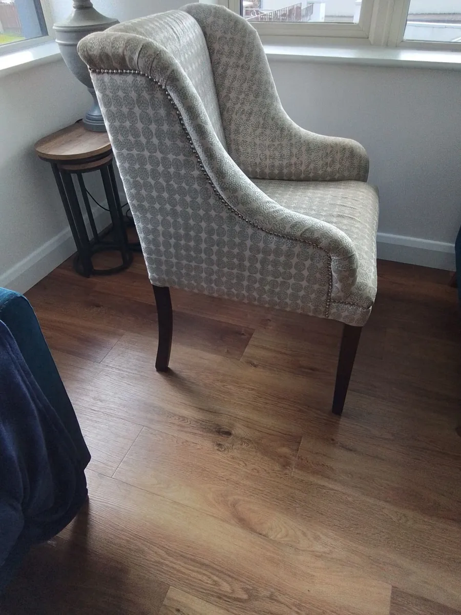 Furniture chair - Image 1