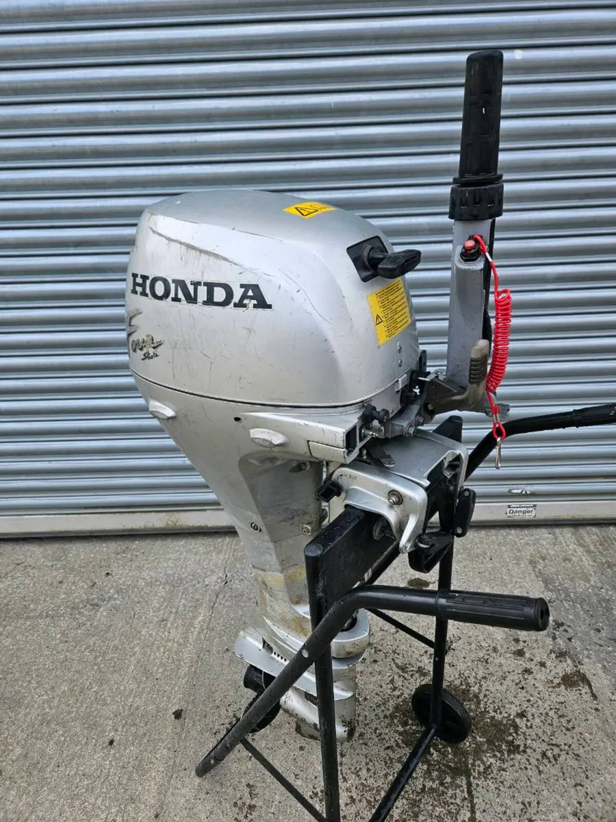 Honda 10hp 4 stroke outboard - Image 4