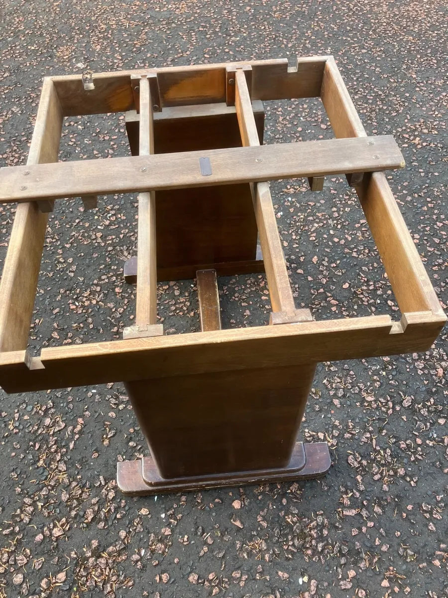 Extendable dining room table - Image 3