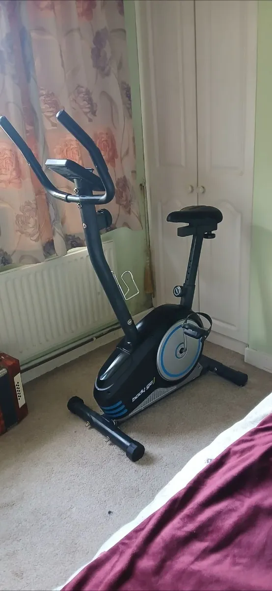 Exercise bike - Image 1