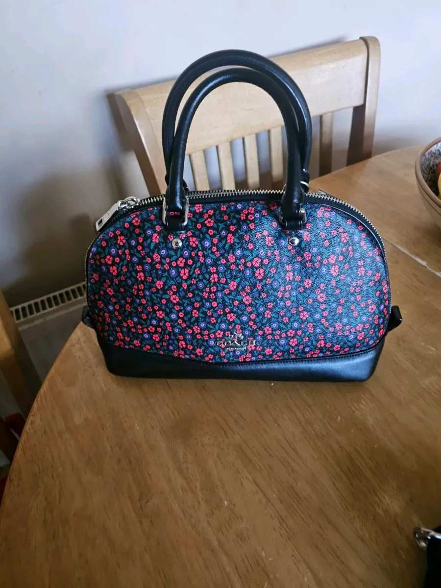 Coach "Sierra" Leather Small /Mini Hand Bag - Image 4