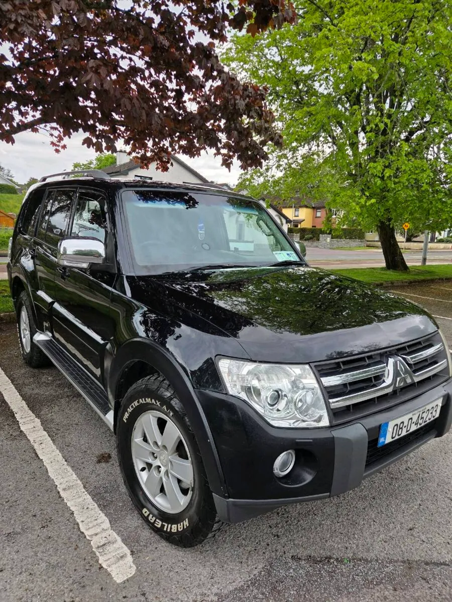 Mitsubishi Pajero €6400 - Image 3