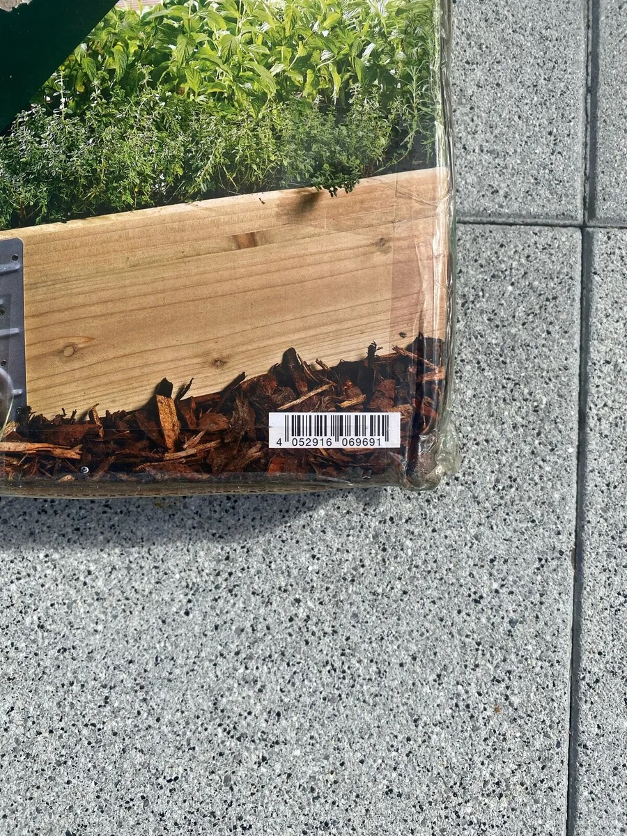 Raised planter/ veg/ pot - Image 4