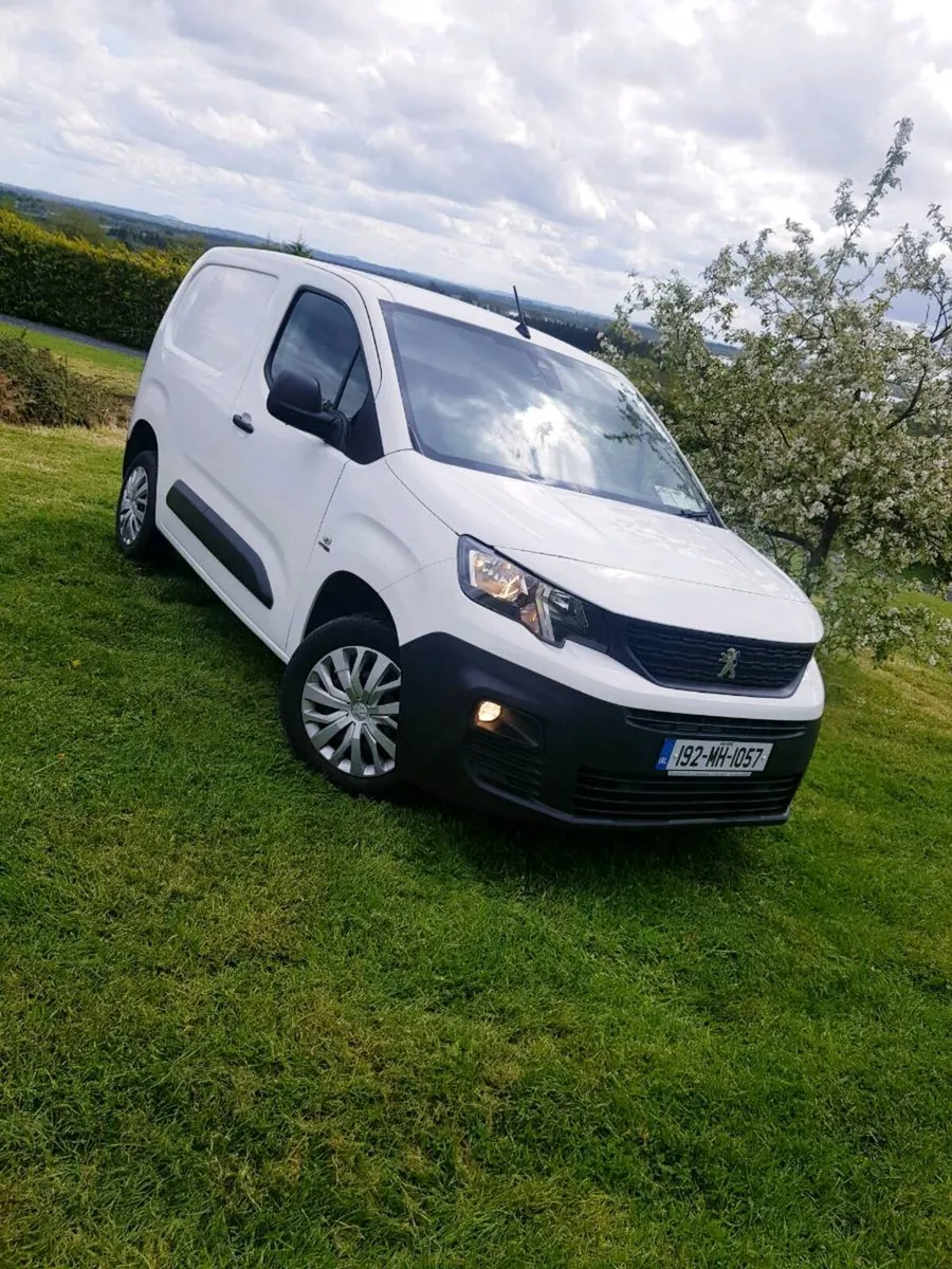 Peugeot partner van,, tested, 3 seater,  clean v - Image 3