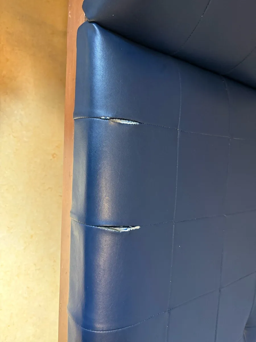 Examination Couch - Image 3