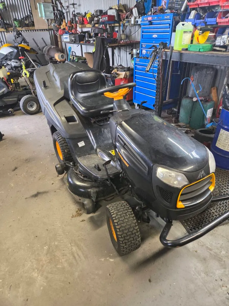 Ride on mower - Image 1