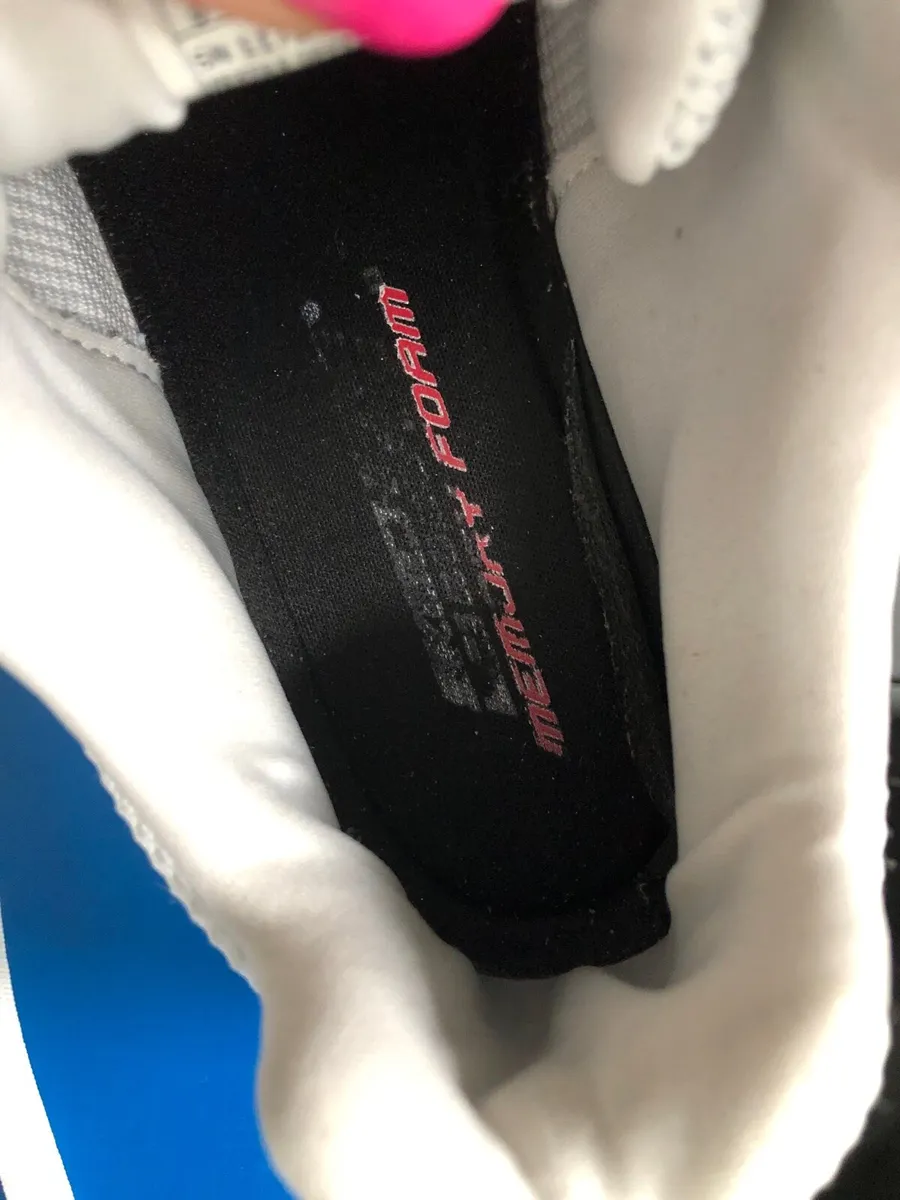 Ladies Skechers trainers size 5 €20 - Image 4
