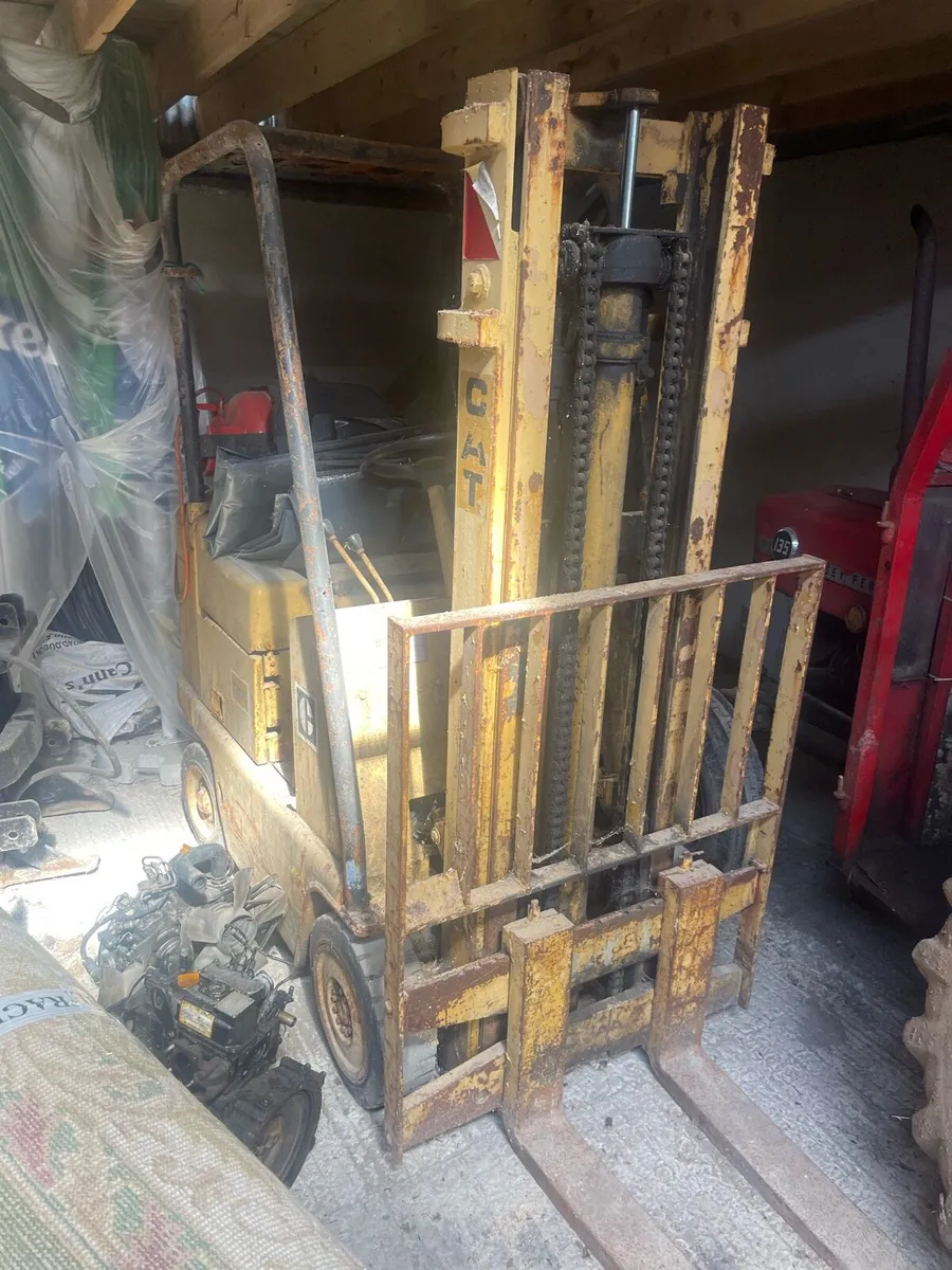 Forklift - Image 3