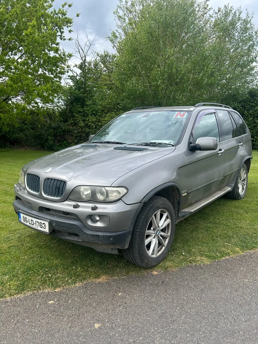 BMW X5 - Image 1