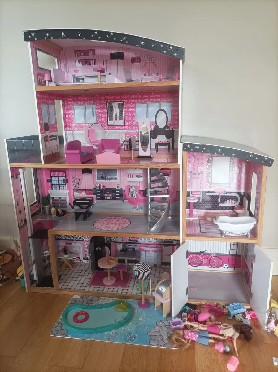 Dolls house