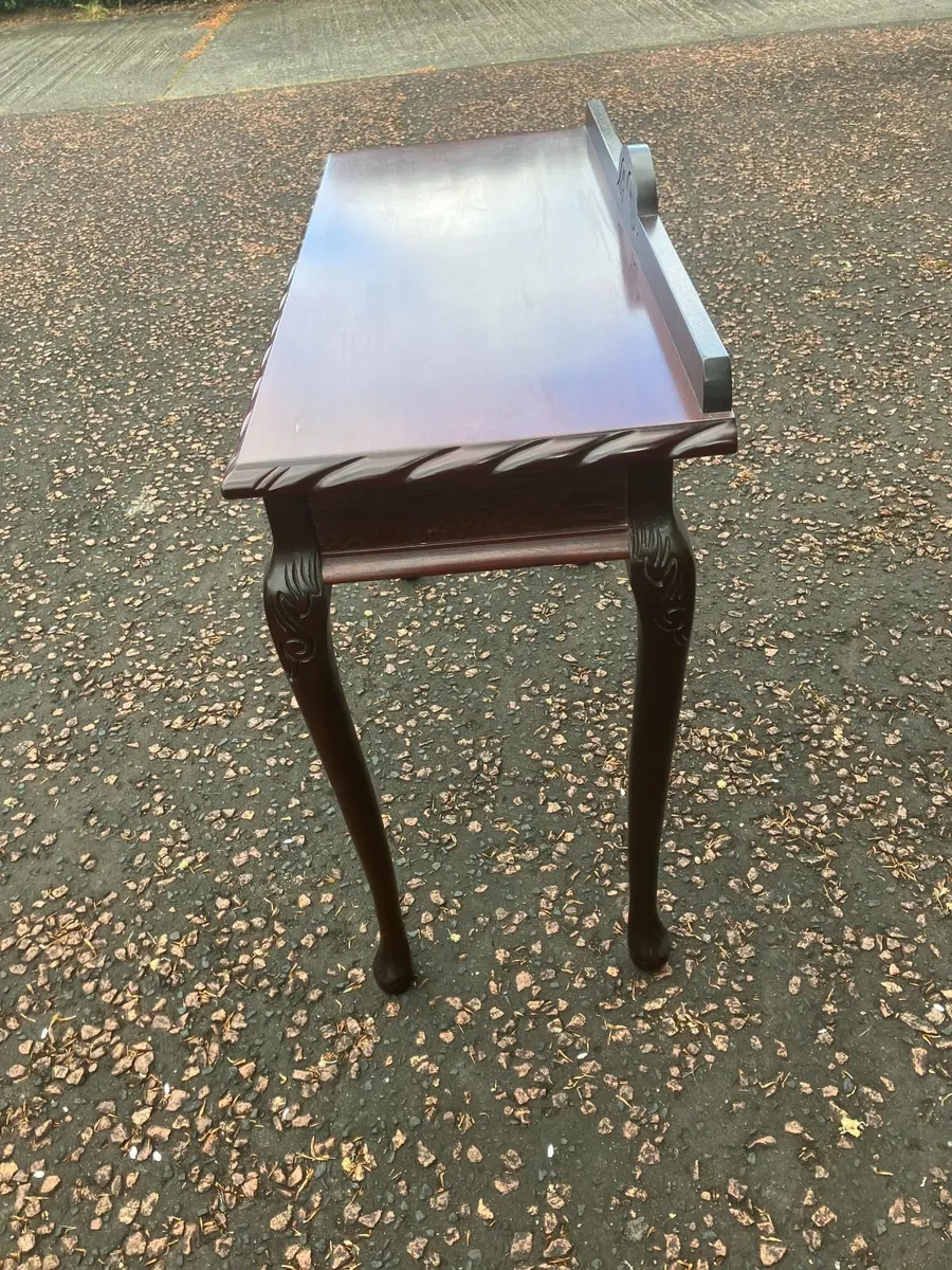 Victorian design hall table - Image 2
