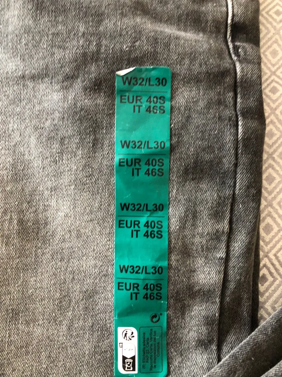 Mens BNWT he’s a W32”x L30” €10 - Image 2