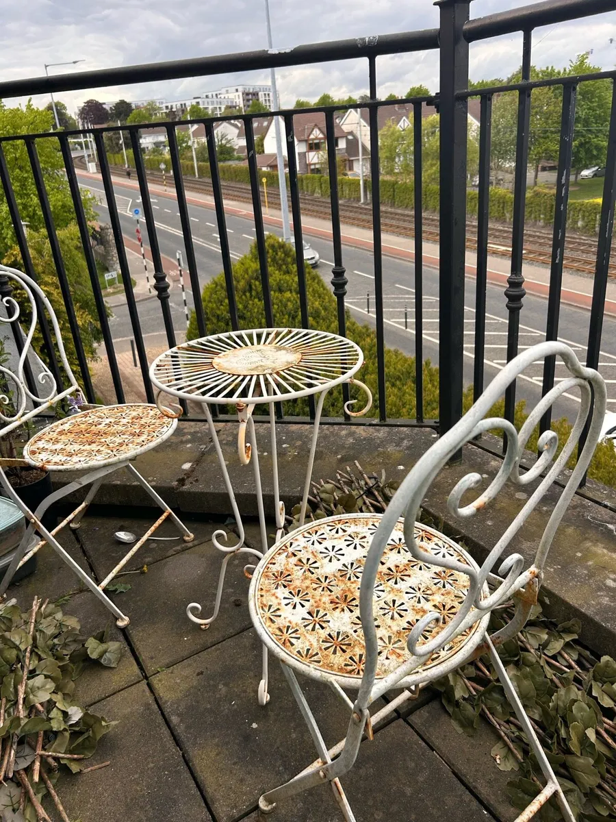 Garden Furniture - Table and Chairs - Image 1