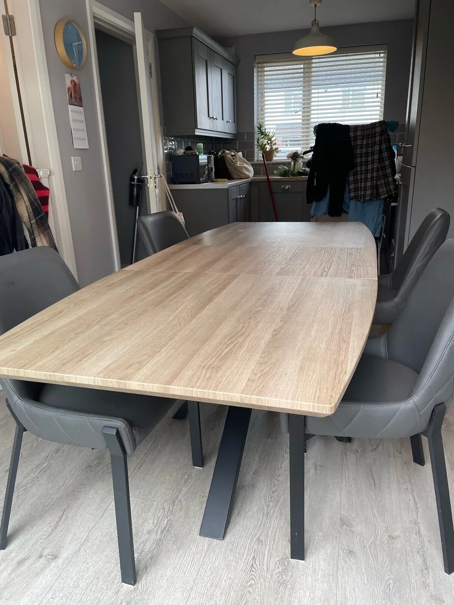 Dining Kitchen table extendable - Image 2