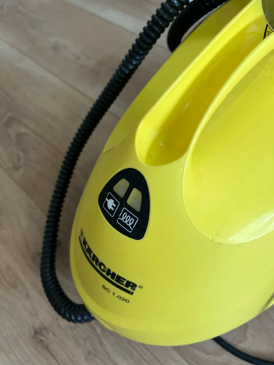 Kärcher steam mop cleaner - Image 1