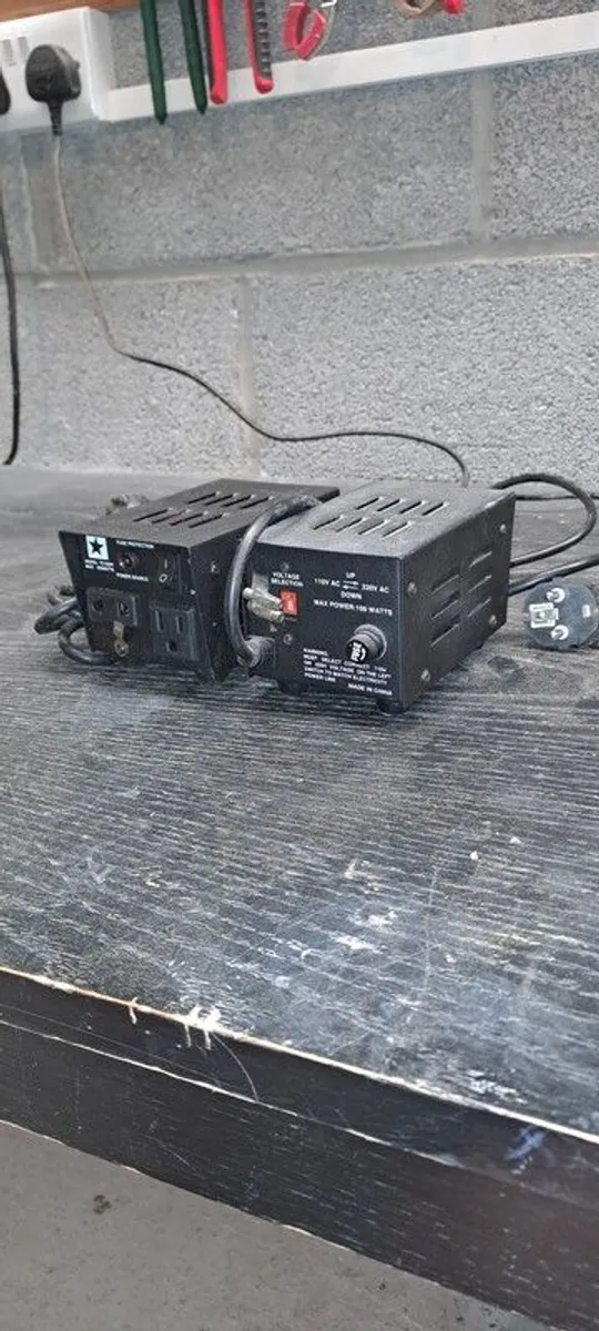 100 W Transformer for 110/220 V conversion (reversible) 100 W - Image 2