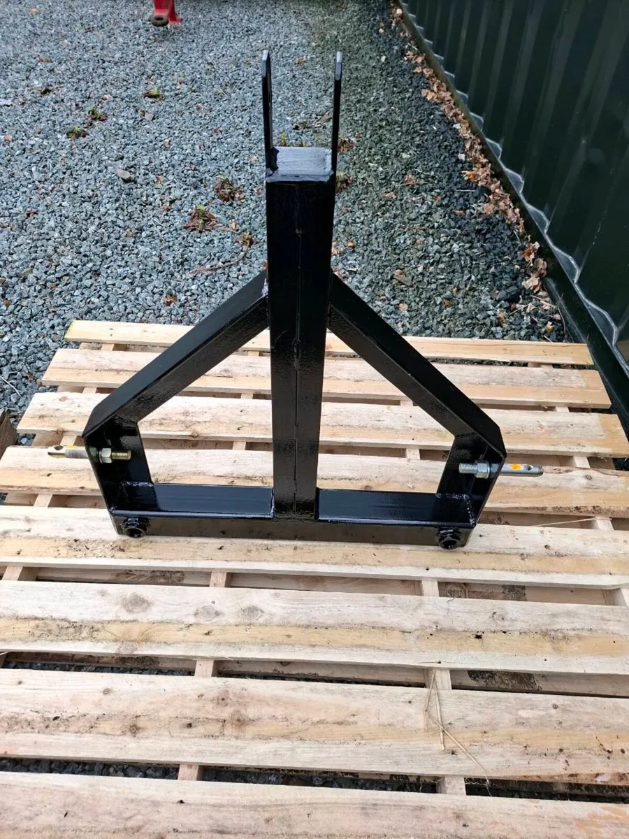 Bale spike - Image 1