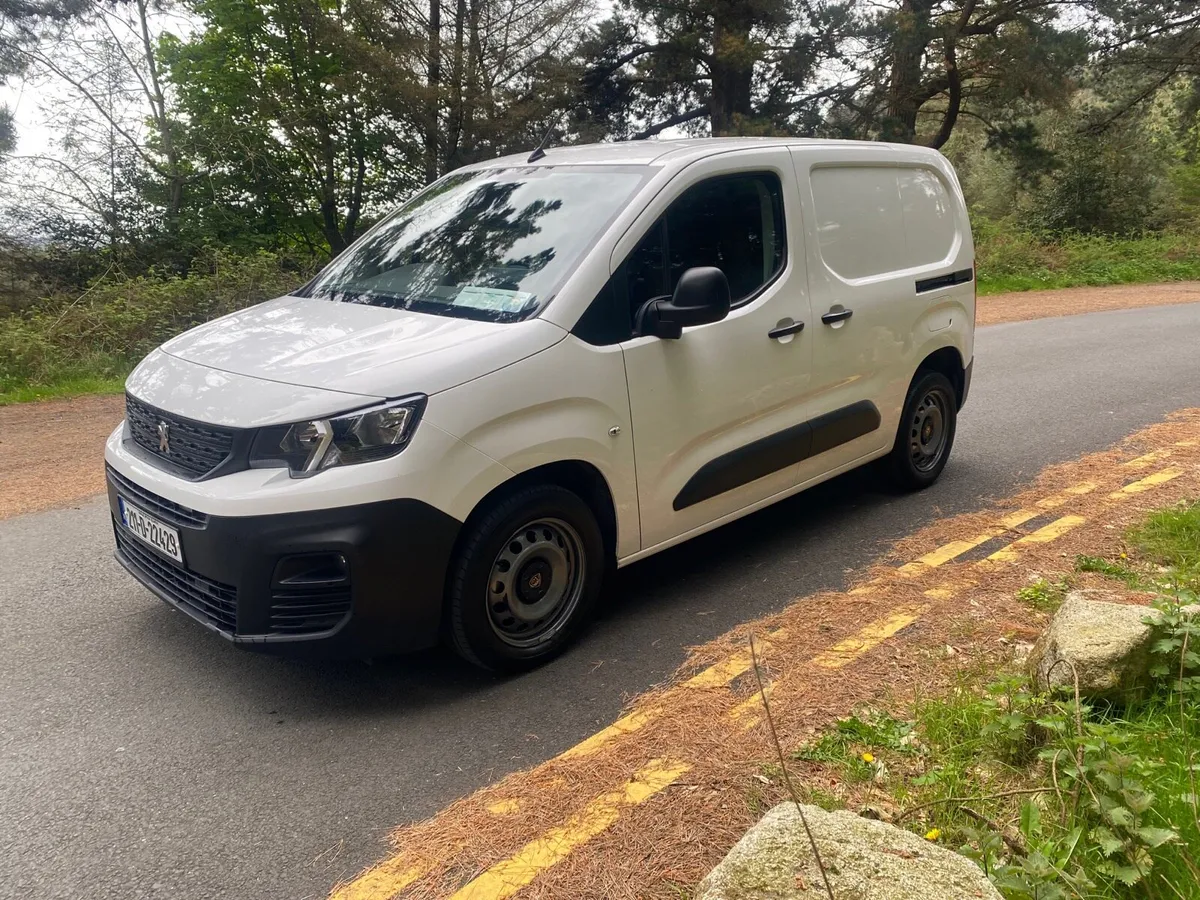 2021 Peugeot Partner // 1.5 Hdi Professional Plus - Image 4