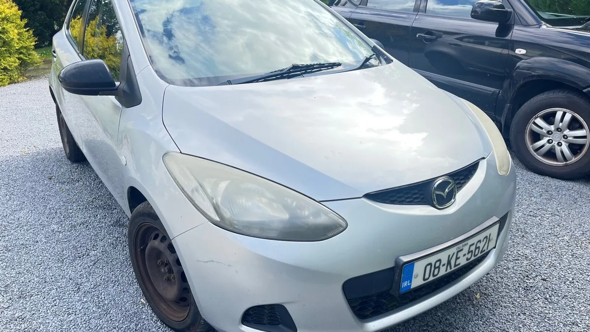 Car for breaking - Image 3
