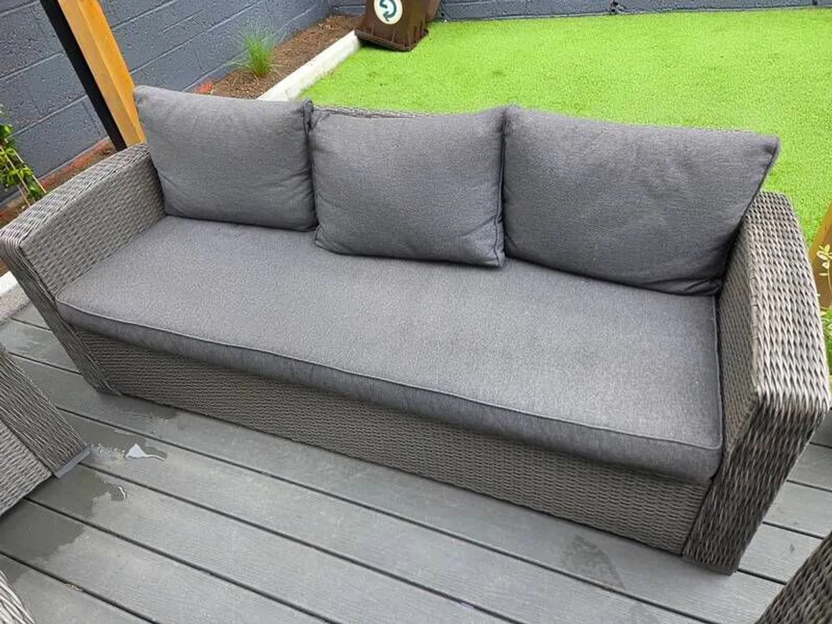 Garden Furniture Set - Image 4