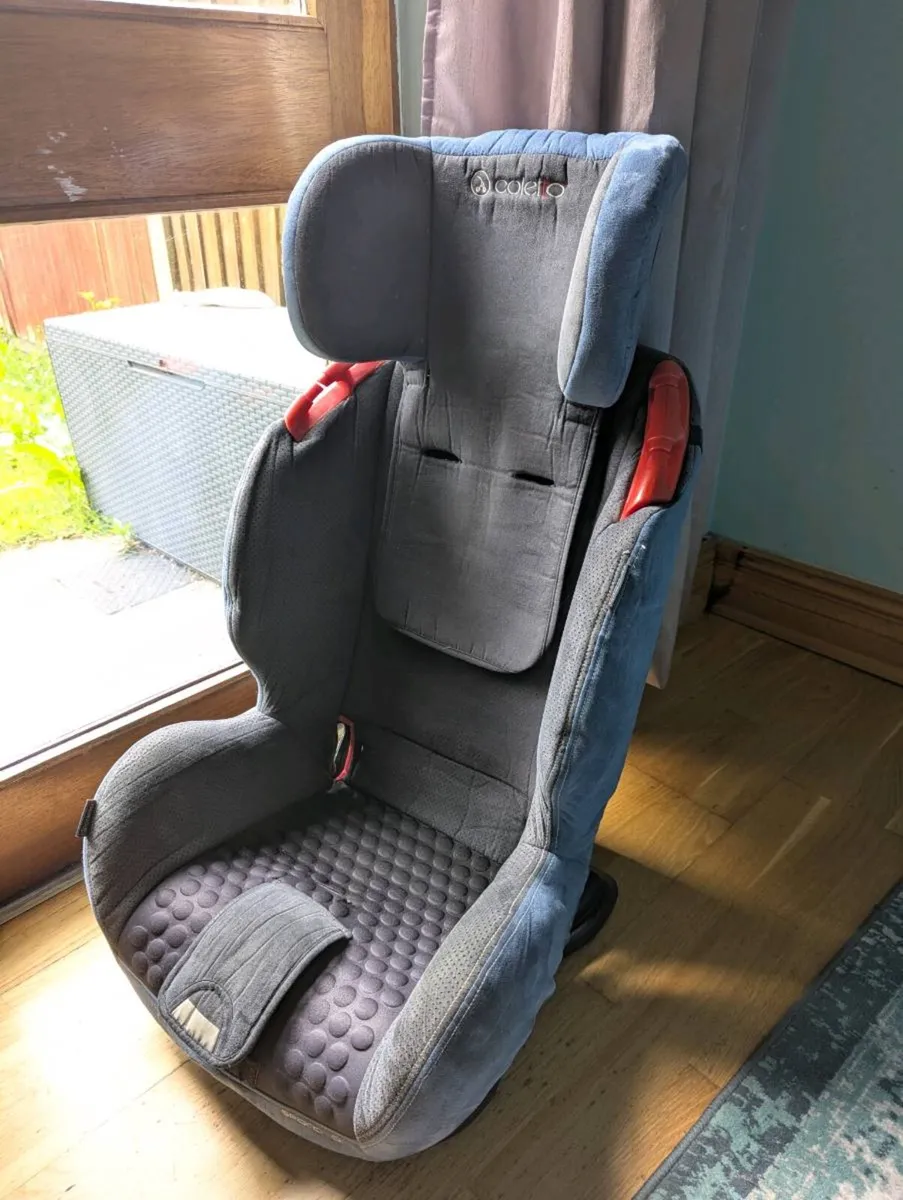 Car Seat (9–18 kg) – Very Good Condition - Image 4