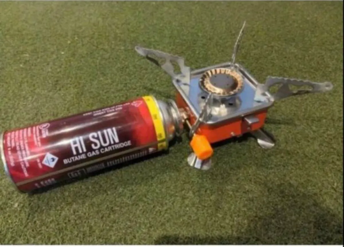 Mini gas camping stove