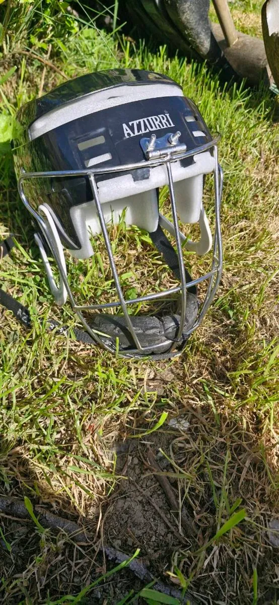 Oldstyle Azzuri Helmet - Image 1