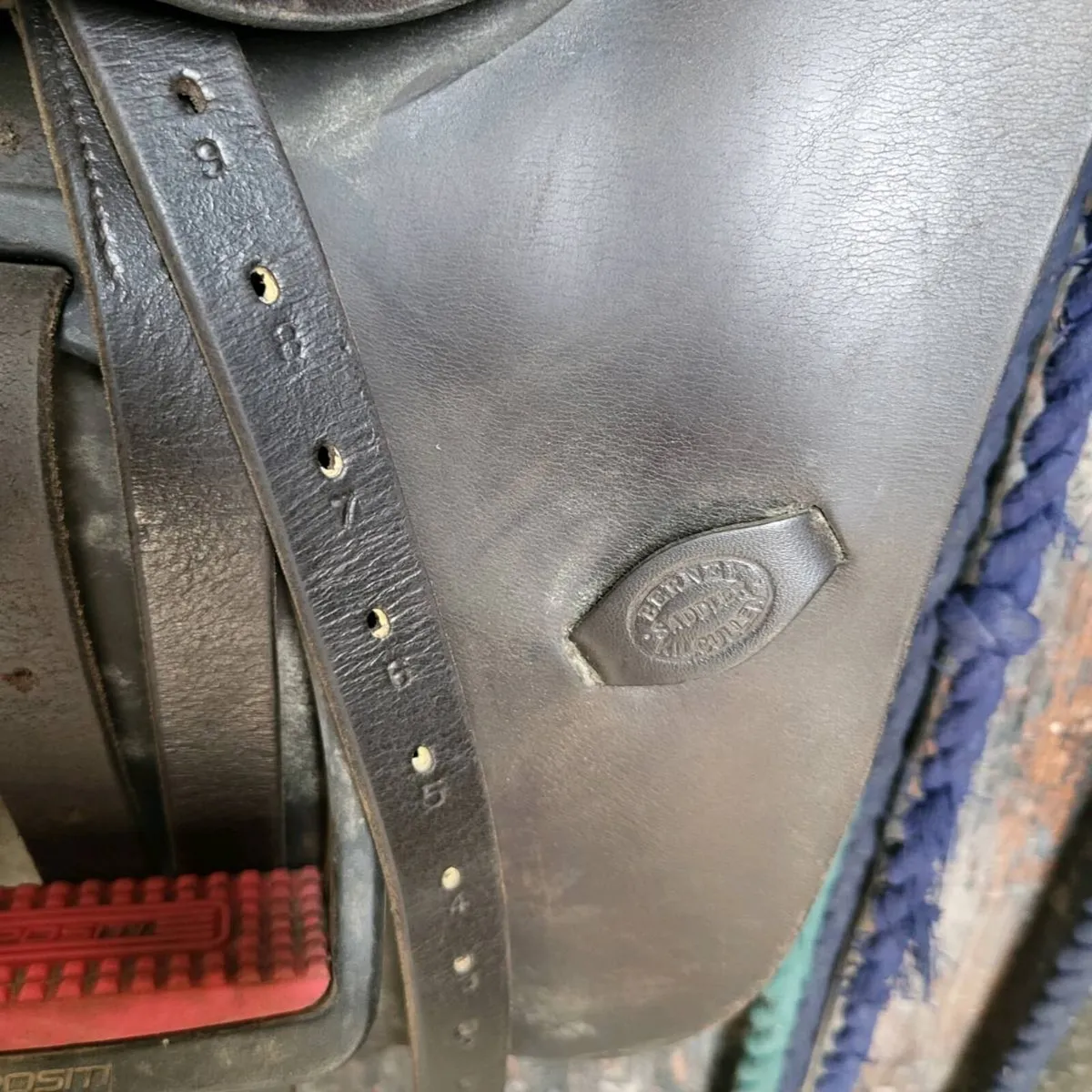 Berneys GP 17" medium width saddle black - Image 2