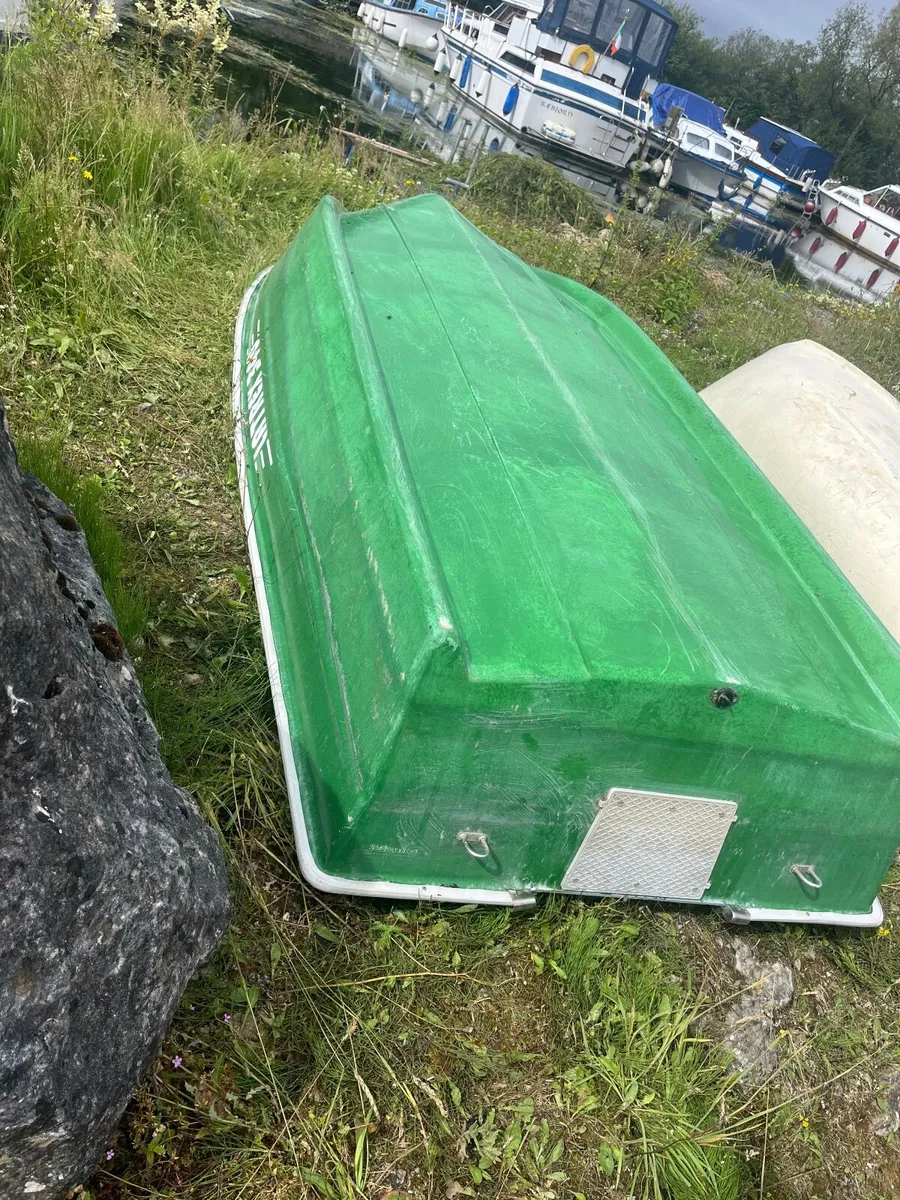 Dinghy and outboard - Image 4