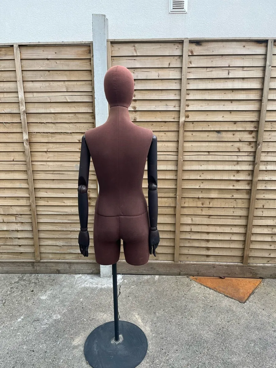 Cloth Mannequins - Image 2