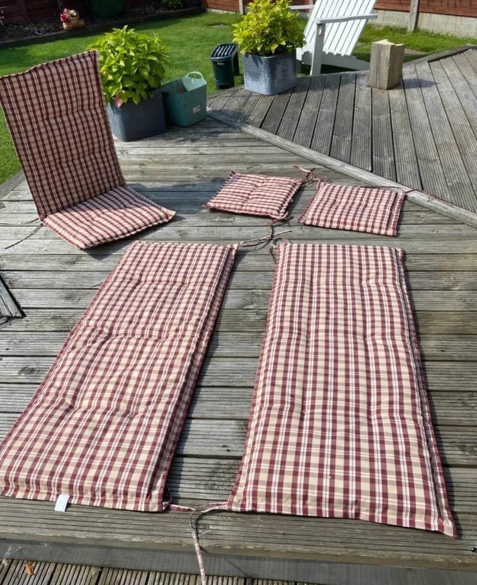 Garden furniture cushions